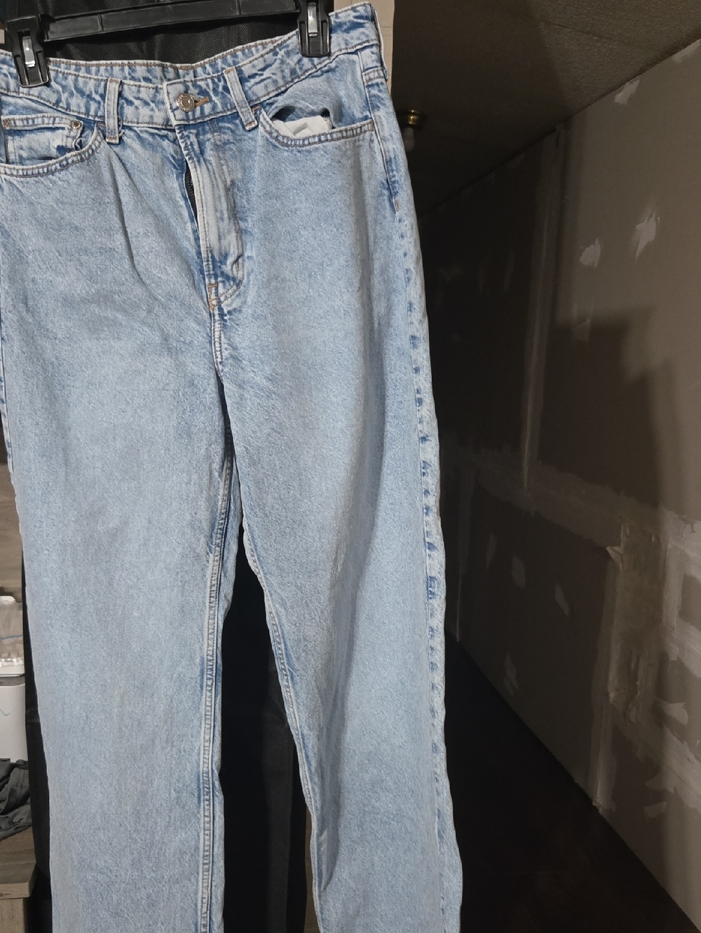 Classic High-Waist Light Blue Women’s Jeans